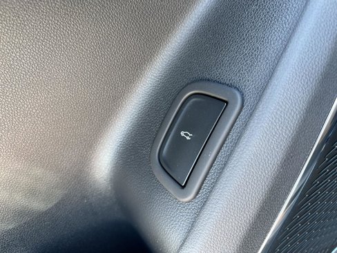 New 2026 GMC Acadia Elevation image 14