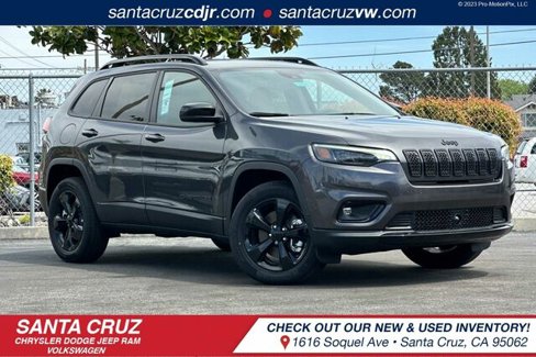 New 2023 Jeep Cherokee Altitude Lux image 1