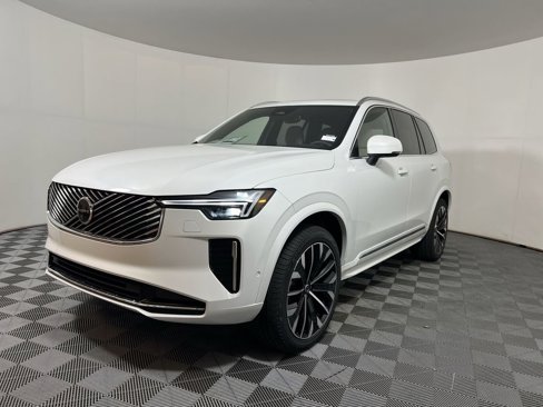 New 2026 Volvo XC90 B6 Plus w/ Protection Package Premier image 4