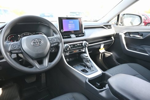 New 2025 Toyota RAV4 XLE image 19
