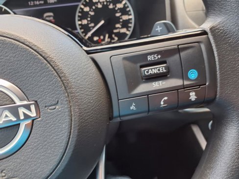 Certified 2023 Nissan Rogue SV image 21