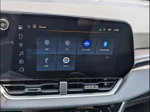 New 2026 Chevrolet Equinox LT image 13