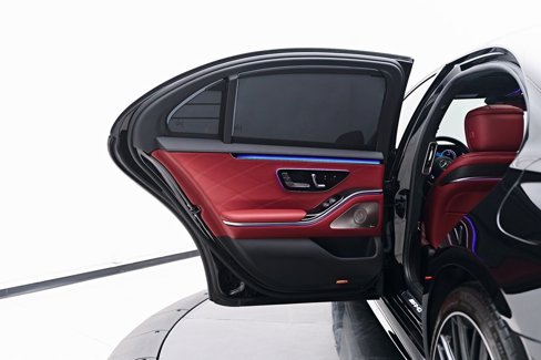 Used 2025 Mercedes-Benz S 63 AMG S image 38
