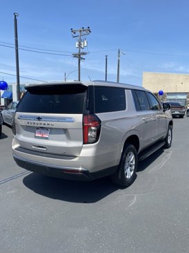 Used 2023 Chevrolet Suburban LT image 4