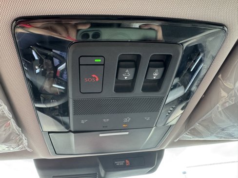 New 2025 Mitsubishi Outlander SE image 26