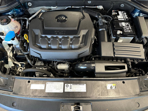 Used 2019 Volkswagen Passat Wolfsburg Edition image 43