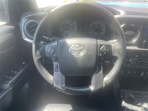 Used 2018 Toyota Tacoma TRD Pro image 16