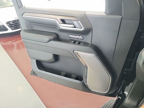 Used 2024 Chevrolet Silverado 1500 High Country image 10