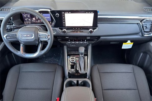 New 2025 GMC Canyon Elevation image 15