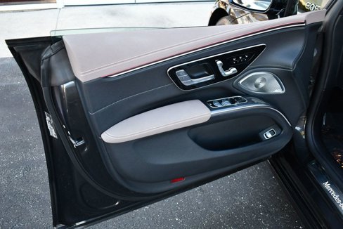 Used 2023 Mercedes-Benz EQS 450+ Sedan image 37
