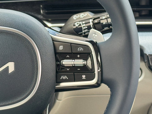 New 2026 Kia Carnival EX image 33
