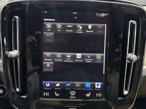 Used 2019 Volvo XC40 T5 Momentum image 31