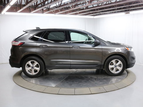 Used 2017 Ford Edge SE image 8