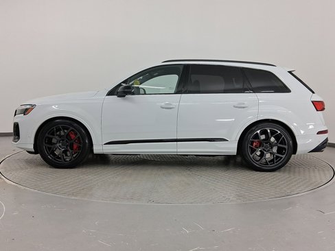 New 2026 Audi SQ7 Prestige image 2