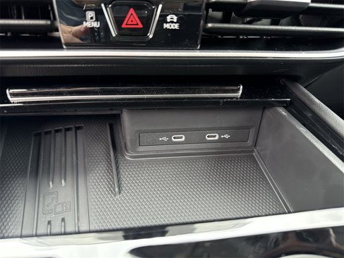 New 2025 Volkswagen Atlas SE image 37