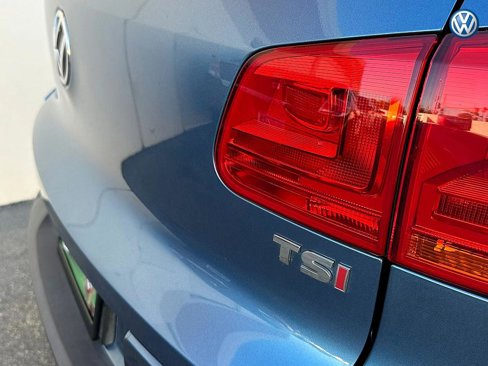 Used 2017 Volkswagen Tiguan Limited image 28