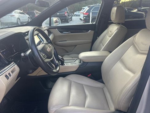 Used 2017 Cadillac XT5 FWD image 8
