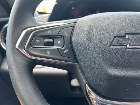 Used 2024 Chevrolet Trax ACTIV w/ Sunroof Package image 17