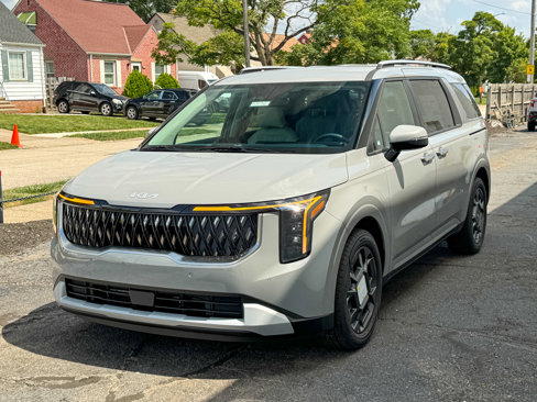 New 2026 Kia Carnival EX image 9