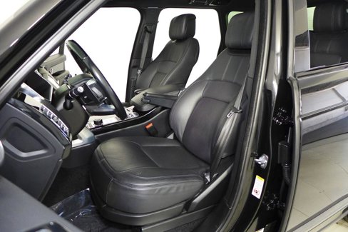 Used 2021 Land Rover Range Rover P525 Westminster Edition image 22