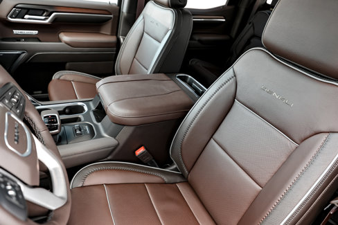 New 2026 GMC Sierra 1500 Denali w/ Denali Reserve Package image 16