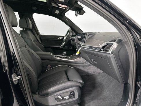 New 2026 BMW ALPINA XB7 image 25