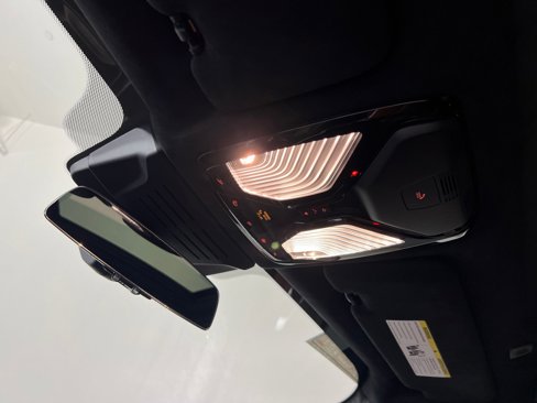 New 2026 BMW X7 M60i image 20