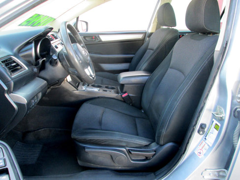 Used 2017 Subaru Outback 2.5i image 11