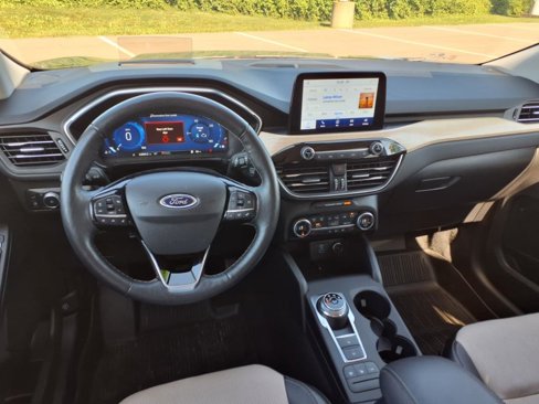 Used 2021 Ford Escape Titanium w/ Titanium Elite Package image 7