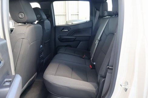 New 2026 GMC Canyon Elevation w/ Convenience Package image 12