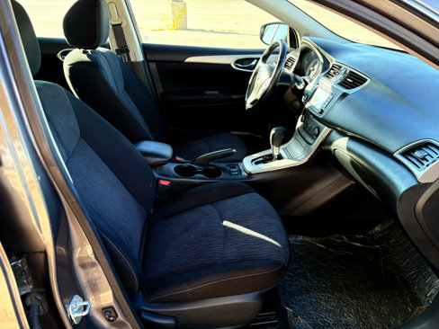 Used 2015 Nissan Sentra SV w/ Navigation Package image 10