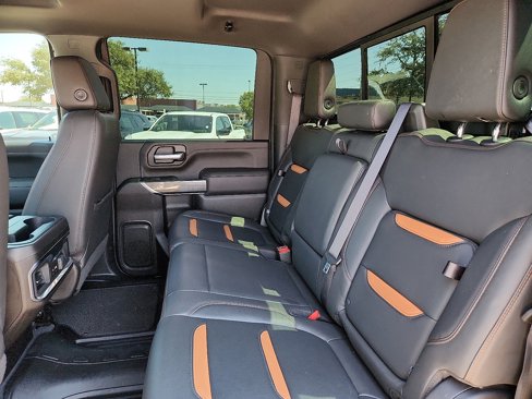 Used 2022 GMC Sierra 2500 AT4 w/ AT4 Premium Plus Package image 11