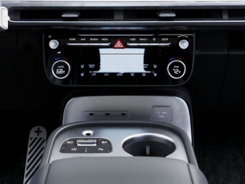 New 2026 Hyundai Ioniq 9 Calligraphy image 17