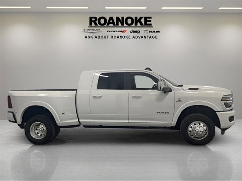 Used 2025 RAM 3500 Longhorn image 9
