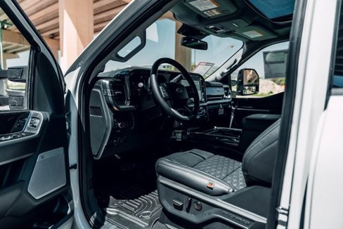 New 2025 Ford F250 Lariat w/ Lariat Ultimate Package image 30