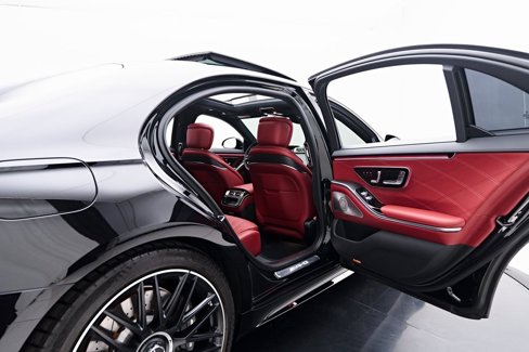 Used 2025 Mercedes-Benz S 63 AMG S image 37