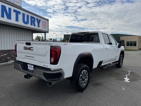Used 2024 GMC Sierra 3500 SLE w/ SLE Convenience Package image 11