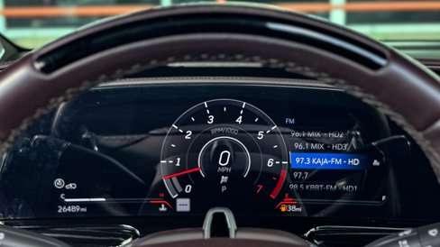 Used 2024 Cadillac Escalade V w/ LPO, ONYX Package image 17