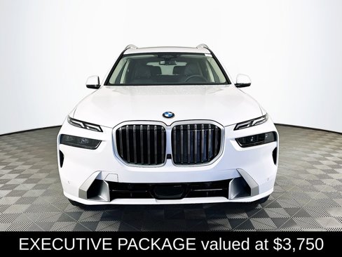 New 2026 BMW X7 xDrive40i w/ Executive Package image 3