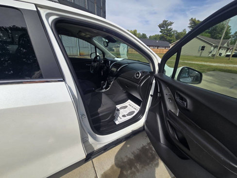 Used 2015 Chevrolet Trax LT w/ LPO, Protection Package image 10