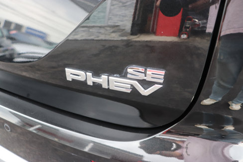 Used 2024 Mitsubishi Outlander 4WD Plug-In Hybrid image 63