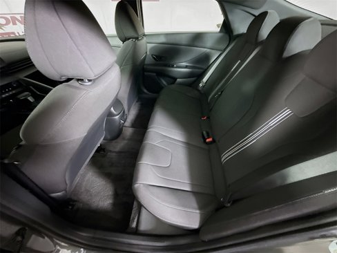 Certified 2025 Hyundai Elantra Sport image 26