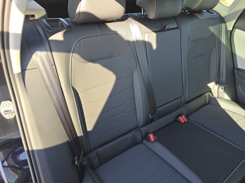 New 2025 Volkswagen Taos SE image 20