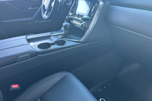 New 2025 Lexus LX 600 4WD w/ Luxury Package image 13