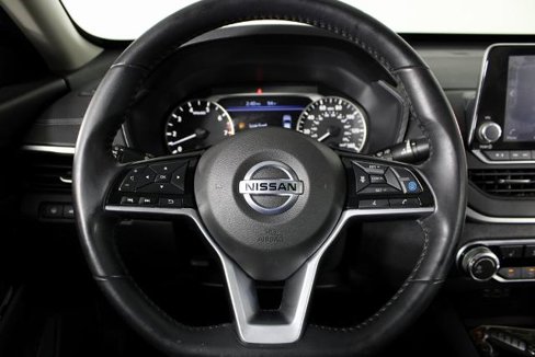 Certified 2021 Nissan Altima 2.5 SV w/ SV Premium Package image 6