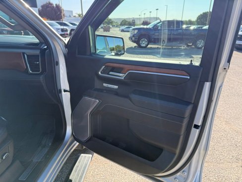 Used 2022 GMC Sierra 1500 Denali w/ Denali Reserve Package image 28