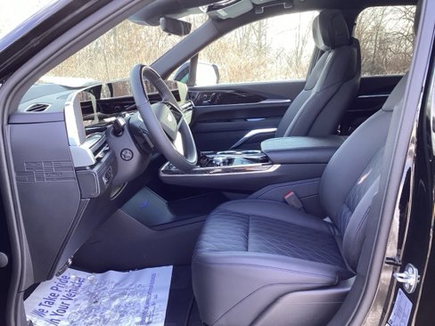 New 2025 Cadillac Escalade IQ Luxury 1 w/ Smart Trailering package image 18