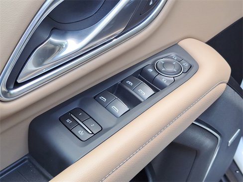 Used 2024 Chevrolet Tahoe Premier image 21