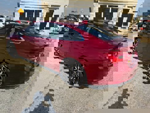 Used 2021 Chevrolet Malibu RS image 2
