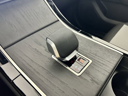 New 2026 Land Rover Range Rover Velar Dynamic SE image 20